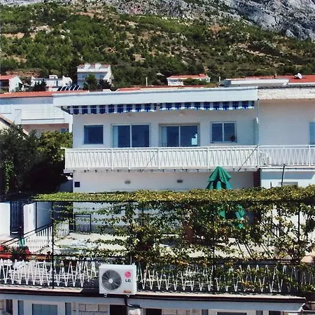 Apartment Corluka *
